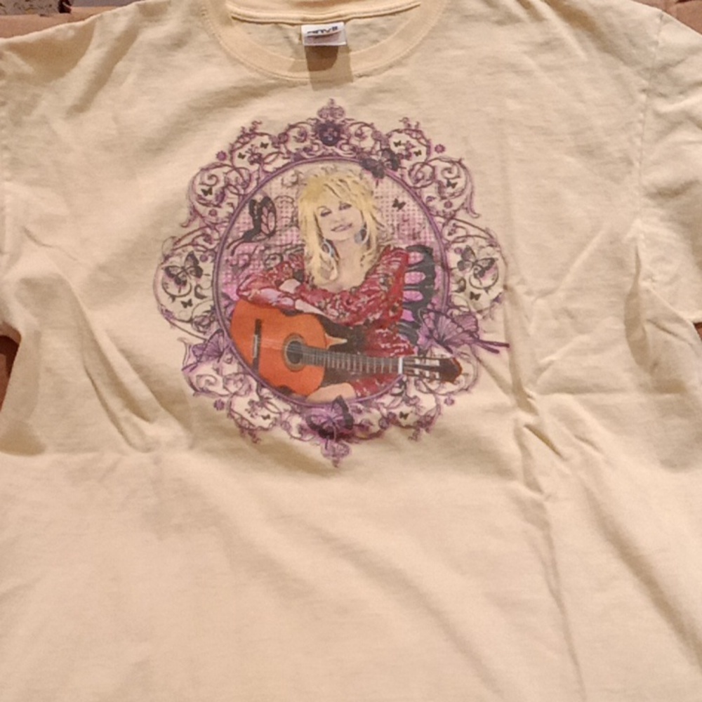 Vintage Dolly Tee